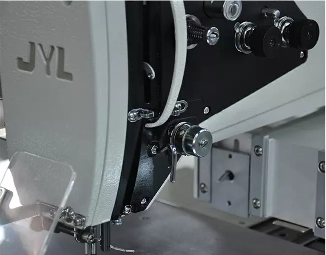 जूते जेएल-जी 4530 के लिए स्वचालित औद्योगिक पैटर्न सिलाई मशीन